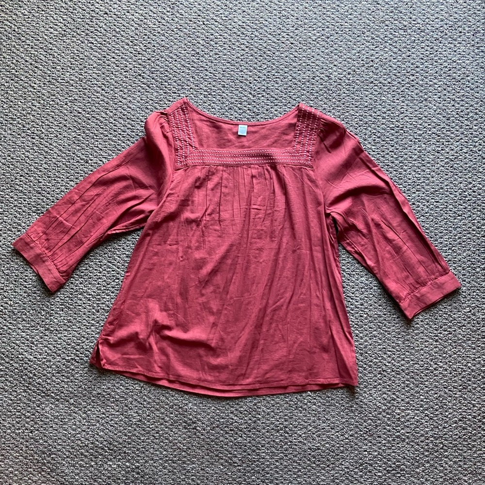 Old navy blouse